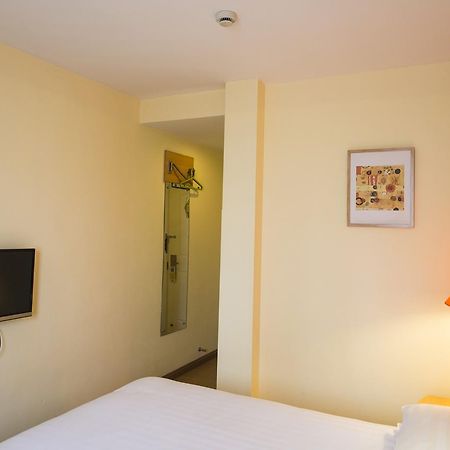 Haidian Home Inn Beijing North Taipingzhuang מראה חיצוני תמונה