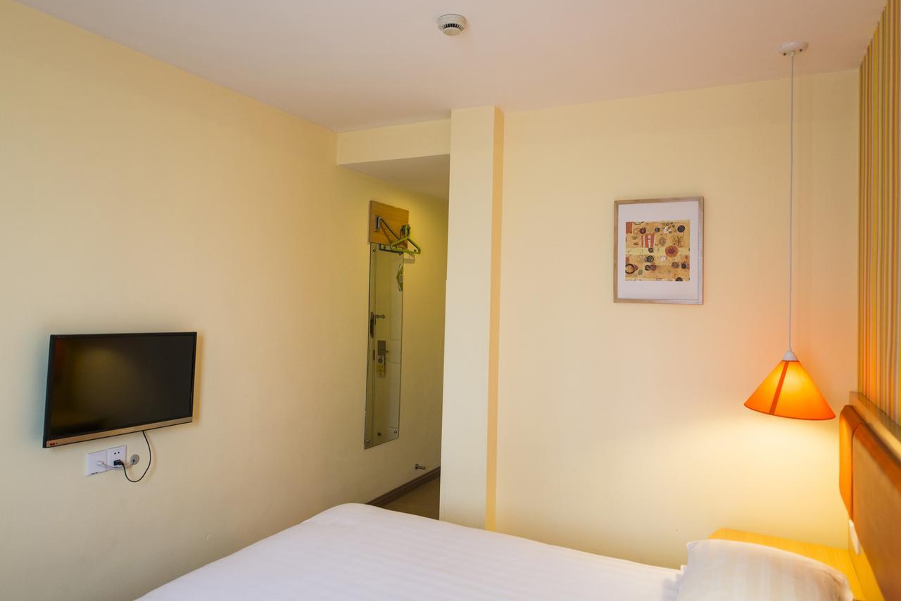 Haidian Home Inn Beijing North Taipingzhuang מראה חיצוני תמונה